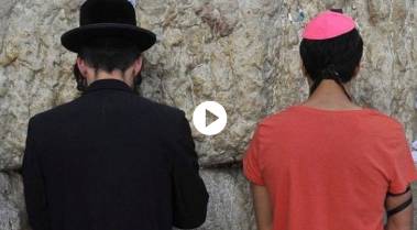image-Dieu est-il un bien public
